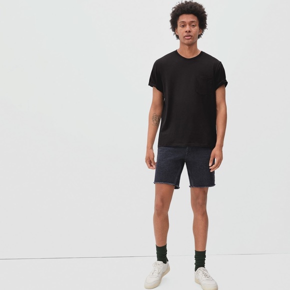 Everlane Black Cotton Pocket Tee - Picture 1 of 5